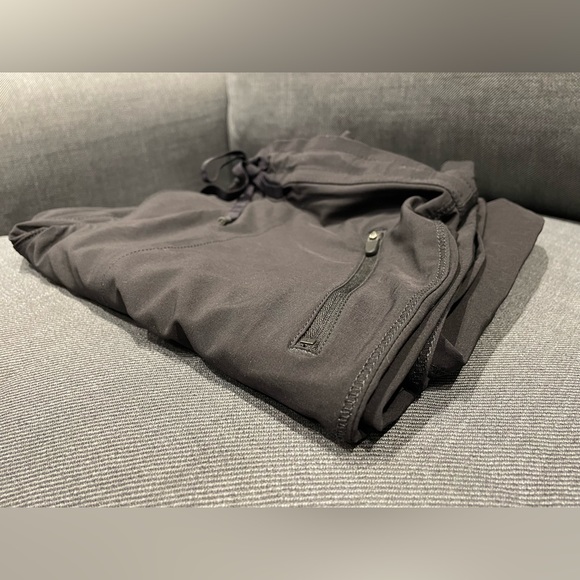 Eddie Bauer Women’s Travel Pants - Picture 7 of 10